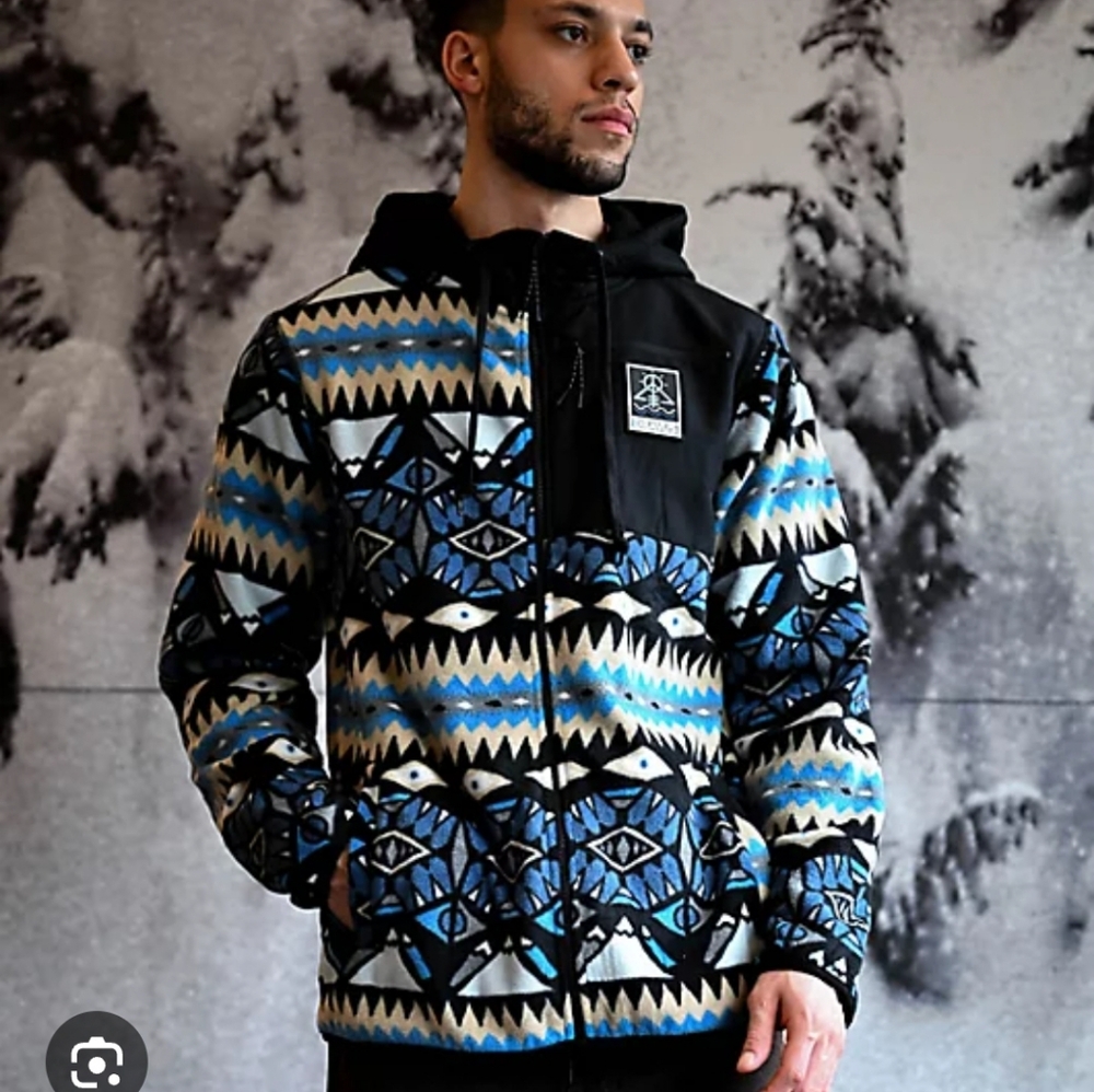 Dravus XL Mens Fleece Hoodie NWOT